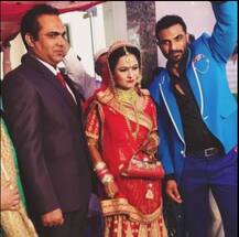 बहन की शादी में बरातियों का स्वागत करते दिखे \'साथ निभाना साथिया\' के \'अहम मोदी\'