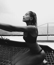 इस अमेरिकी मॉडल ने इंस्टाग्राम पर फिर दिखाया अपनी बोल्डनेस का जलवा