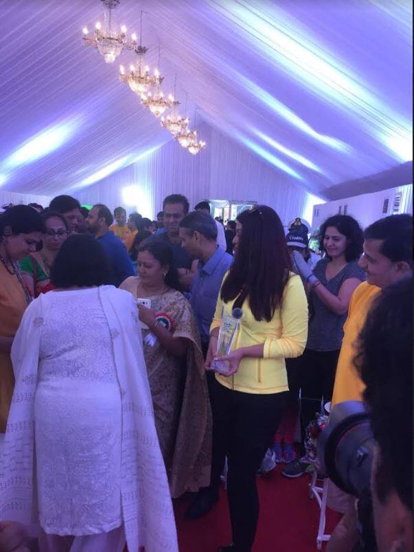 ऐश्वर्या आखिरी बार 'ए दिल है मुश्किल' में नजर आईं थीं. इसके बाद वो जल्द ही अनिल कपूर के साथ फिल्म 'फन्ने खां' में धमाल मचाती नजर आने वाली है.