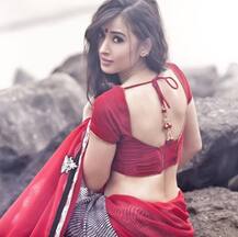 इंटरनेट पर छाया एमटीवी रोडीज़ की कंटेस्टेंट सुजाना मुखर्जी का खूबसूरत अंदाज़