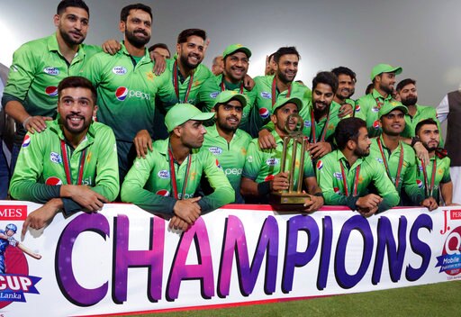 Pakistan Route Sl 3 0 On Crickets Return To Lahore PAKvsSL: 8 साल बाद घर में खेले गए अंतराष्ट्रीय मैच में जीता पाकिस्तान