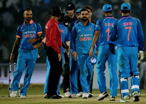 न्यूजीलैंड के खिलाफ टी-20 में पहली जीत के इरादे से मैदान पर उतरेगी टीम इंडिया न्यूजीलैंड के खिलाफ टी-20 में पहली जीत के इरादे से मैदान पर उतरेगी टीम इंडिया