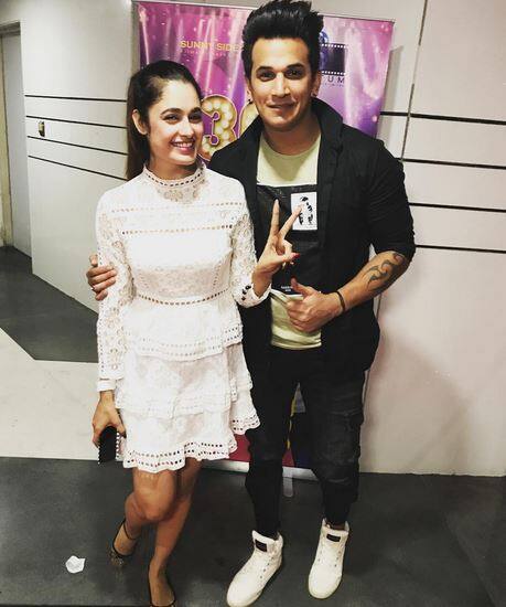 इतना ही नहीं, कई इवेंट्स में भी दोनों साथ में नजर आ चुके हैं.