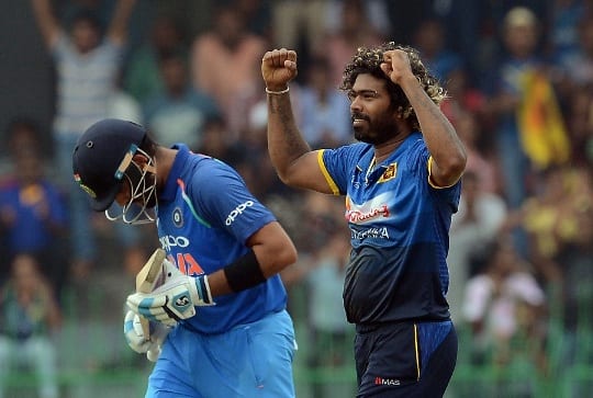 Sri Lanka Pacer Lasith Malinga Turns Off-Spinner, Claims Three Wickets WATCH: तेज गेंदबाज से स्पिनर बने लसिथ मलिंगा !