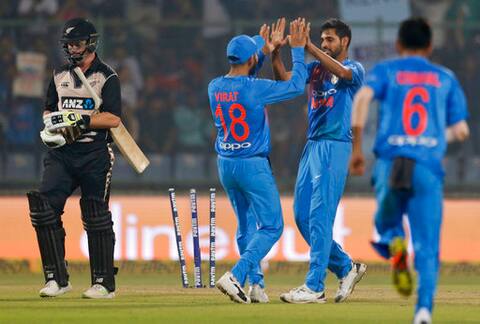 INDvsNZ: दूसरे टी-20 मुकाबले को जीतकर सीरीज में 2-0 की बढ़त के लिए मैदान पर उतरेगी टीम इंडिया INDvsNZ: दूसरे टी-20 मुकाबले को जीतकर सीरीज में 2-0 की बढ़त के लिए मैदान पर उतरेगी टीम इंडिया