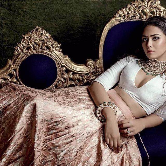 Hello मैगजीन के लिए शाहिद-मीरा ने कराया HOT फ़ोटोशूट