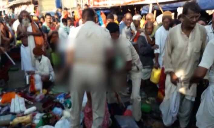 stampede in Bihar’s Begusarai during Kartik Purnima celebrations, four dead बिहार के बेगूसराय में गंगा घाट पर स्नान के दौरान भगदड़, तीन की मौत