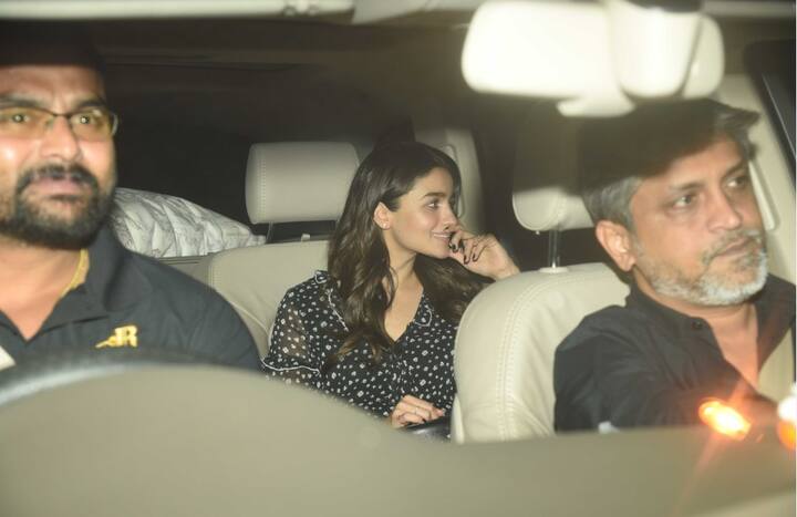 आलिया भट्ट ने भी पार्टी में शरीक होकर चार चांद लगा दिए.