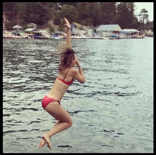  29 साल की शारापोवा का जन्म 19 अप्रैल 1987 को हुआ था.