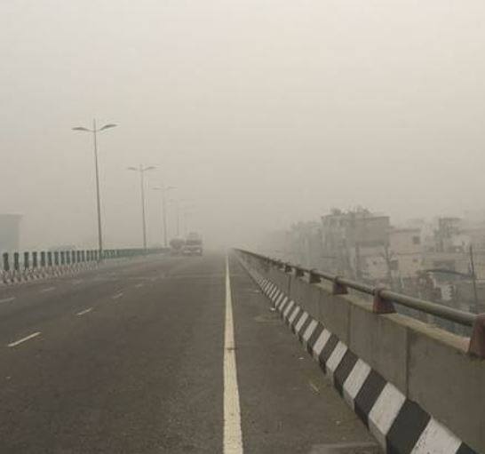 दिल्ली प्रदूषण: CISF अपने जवानों को मुहैया कराएगा 9000 मास्क Delhi pollution: CISF will provide 9,000 masks to its personnel दिल्ली प्रदूषण: CISF अपने जवानों को मुहैया कराएगा 9000 मास्क