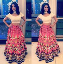 शादी अटेंड करने पहुंची सनी लियोन, अपने अंदाज से सबको चौंकाया