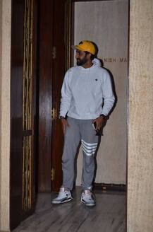 तस्वीरों में - मनीष मल्होत्रा की पार्टी कुछ इस अंदाज़ में नजर आईं ऐश्वर्या राय