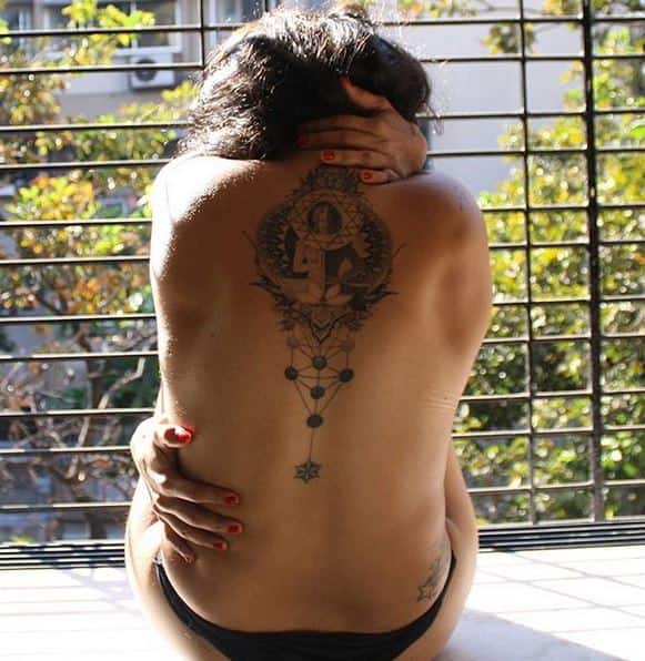 शायद यही कारण है कि नताशा के इंस्टाग्राम पर 1 लाख से अधिक फॉलोअर्स हैं.