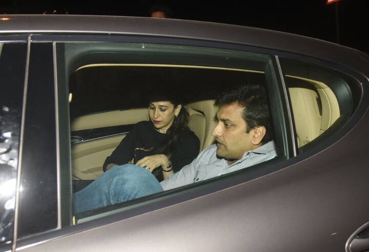 इसके बाद दोनों एक ही गाड़ी में बैठ कर वहां से रवाना हो गए. (सभी तस्वीरें मानव मंगलानी द्वारा ली गई हैं.)