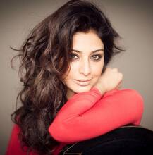 Tabu 30 yrs Indian Cinema : অভিনয় জগতে ৩০ বছর পূর্ণ, জানেন তব্বুর প্রথম ছবির নাম কী?