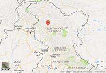 सोनमर्ग में मौसम की पहली बर्फबारी, आने वाले दिनों में दिल्ली में बढ़ सकती है ठंड 