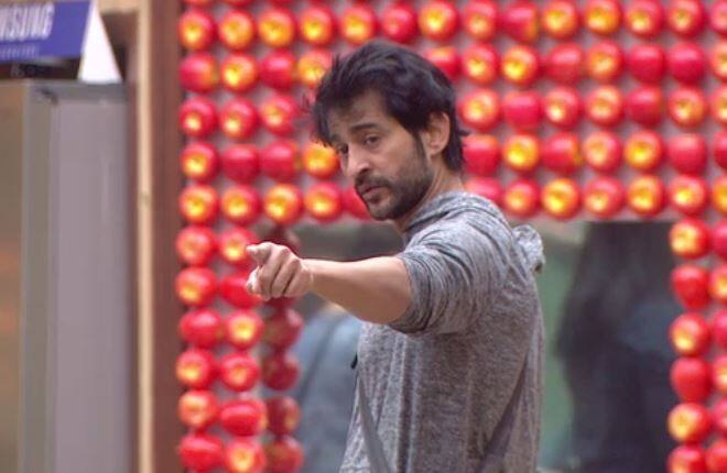 लेकिन आपकी जानकारी के लिए बता दें कि बंदगी कालरा नहीं बल्कि हितेन तेजवानी को घर का नया कैप्टन बनाया गया है.