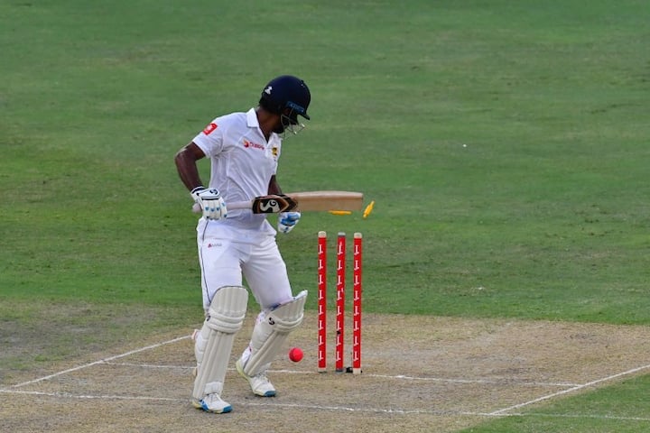 राहुल से पहले इस लिस्ट में अंतिम बल्लेबाज थे श्रीलंका के करुणारत्ने, जिन्हें पिछले साल मिचेल स्टार्क ने पहली गेंद पर आउट किया था.