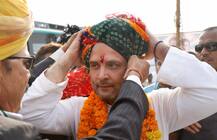 राहुल गांधी की \'ताजपोशी\' को लेकर कांग्रेस की बड़ी बैठक आज