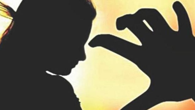 man gets four life terms for raping daughter in thanjavur पिता के रेप की शिकार बेटी ने दिया बच्ची को जन्म, दोषी की बाकी जिंदगी अब जेल में गुजरेगी