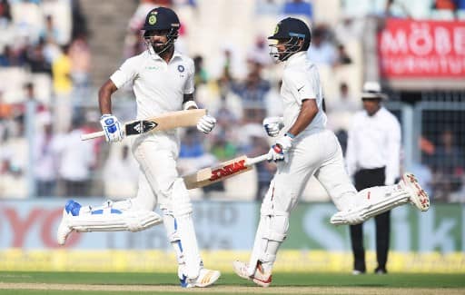 India Vs Sri Lanka 1st Test 4th Day Report From Eden Gardens Kolkata DAY 4 INDvsSL: शिखर-राहुल की पारियों पर खराब रौशनी का 'साया'