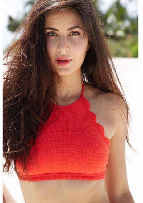 कैटरीना इन दिनों अपनी आने वाली फिल्म 'टाइगर जिंदा है' के प्रमोशन में बिजी हैं. इस फिल्म में उनके साथ सुपरस्टार सलमान खान नजर आने वाले हैं.