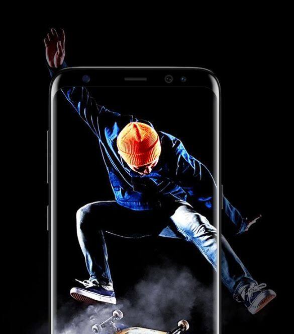  कैसा होगा सैमसंग का गैलेक्सी एस9? इस स्मार्टफोन को लेकर अभी से ही अलग अलग अटकले लगाई जा रही हैं. स्पेसिफिकेशन से लेकर इस फ्लैगफिप डिवाइस की डिजाइन को लेकर इंटरनेट पर खाफी गहमागहमी देखी जा रही है. क्या सैमसंग अपने नेक्स्ट जेनरेशन स्मार्टफोन में कुछ अलग देने वाला है?  इस डिवाइस को लेकर इंटरनेट पर क्या-क्या चर्चा हो रही है आइए जानते हैं.