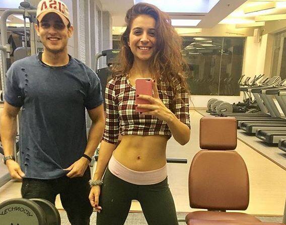 बेनफ्शा अफसोस करती हुई कहती हैं कि वे ऐसे इतनी जल्दी बिग बॉस के घर से बाहर नहीं आना चाहती थीं. उनका बिग बॉस के घर में कुल मिलाकर मिला-जुला एक्सपीरिएंस रहा.