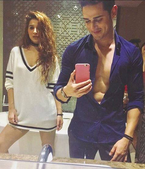 आपको बता दें, प्रियांक और बेनफ्शा पहले से ही अच्छे दोस्त हैं. उन्होंने अपने इंस्टा पर कई तस्वीरें साथ में पोस्ट की हुई हैं.