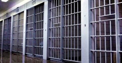 Singapore: Indian origin woman jailed सिंगापुर: भारतीय मूल की महिला अधिकारी को जेल