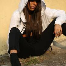 डेढ़ मिलियन फॉलोअर्स वाली निया ने इंस्टा पर पोस्ट की हैं कुछ ऐसी तस्वीरें