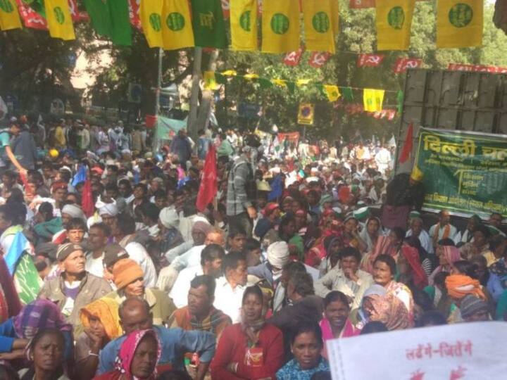   ये बिल पेश करते हुए सांसद राजू शेट्टी ने कहा कि पीएम मोदी ने लोकसभा चुनाव में वादा किया था कि बीजेपी की सरकार आने पर किसानों को उनकी फसल का उचित मूल्य मिलेगा जो कि साढ़े 3 साल बीतने के बाद भी पूरा नही किया.