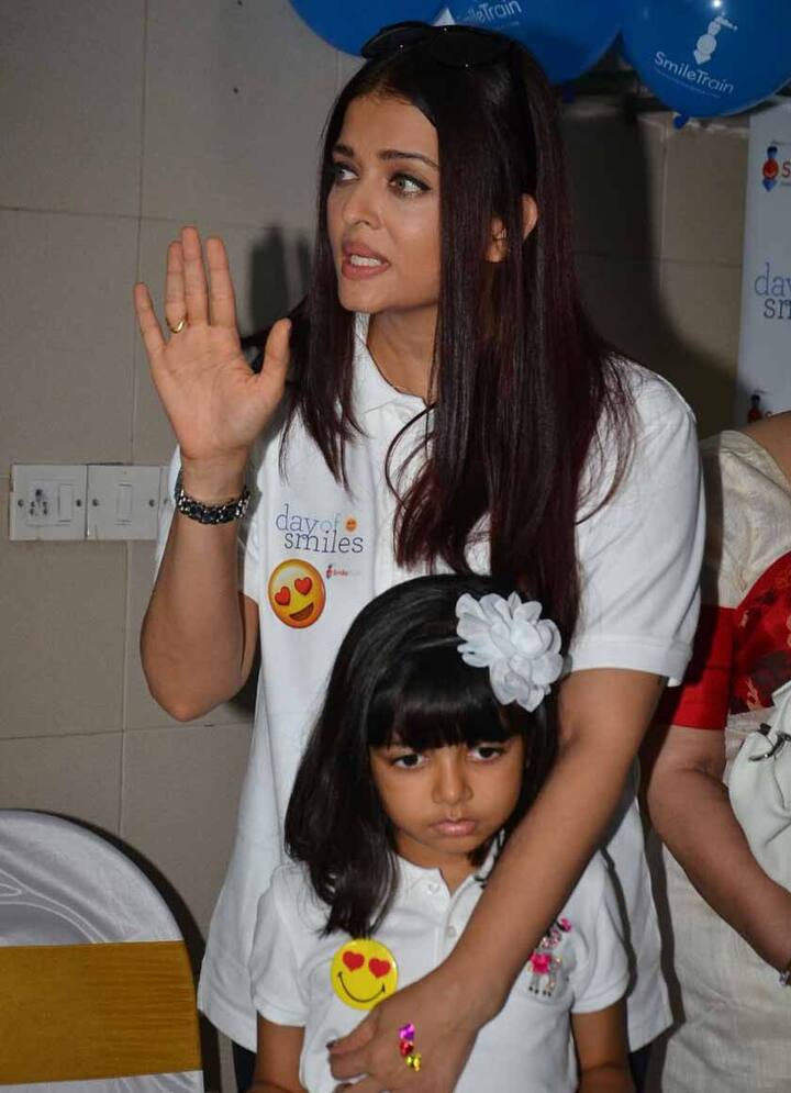 ऐश्वर्या राय बच्चन बेटी आराध्या का जन्मदिन मनाने के बाद हाल ही में अपने स्वर्गीय पिता किशनराज राय का जन्मदिन मनाने के लिए एक इवेंट में शामिल हुई जहां वो अपनी बेटी और मां के साथ नजर आईं.