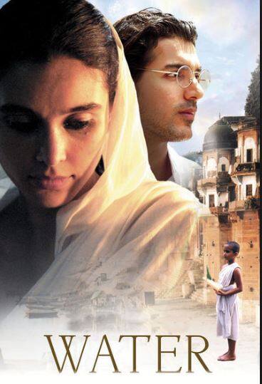 वाटर: फिल्म 'वाटर' भारतीय विधवाओं के जीवन पर बनी दीपा मेहता की एक और फिल्म है जिसे सेंसर बोर्ड ने बैन कर दिया था. इस फिल्म की स्क्रिप्ट भी अनुराग कश्यप ने लिखी थी.