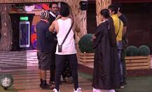 Bigg Boss 11: अर्शी खान ने दिया आरोपों का मुंहतोड़ जवाब, फिर रोने लगीं हिना खान