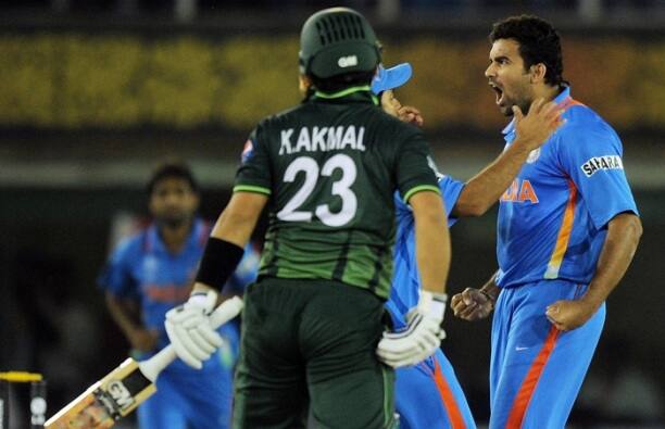 ज़हीर ने टीम इंडिया के लिए 200 वनडे, 92 टेस्ट और 17 टी20 मुकाबले खेले हैं. जिसमें उन्होंने क्रमश: 282, 311 और 17 विकेट चटकाए हैं.