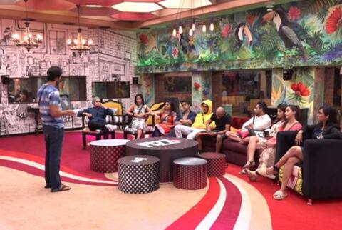 Bigg Boss 11: जबरदस्त हंगामे के बीच ये कंटेस्टेंट बना घर का नया कैप्टन Bigg Boss 11: जबरदस्त हंगामे के बीच ये कंटेस्टेंट बना घर का नया कैप्टन