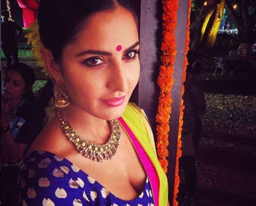 कैटरीना कैफ इस लिस्ट में दसवें स्थान पर खिसक गईं हैं. इसी साल सोशल मीडिया इंस्टाग्राम पर डेब्यू करने वाली कैटरीना कैफ जल्द ही सलमान खान के साथ 'टाइगर जिंदा है' में एक्शन और रोमांस करती नजर आने वाली हैं.