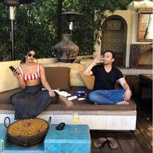 थैंक्सगिविंग की तस्वीरों से गुलज़ार हुई प्रियंका की इंस्टाग्राम टाइमलाइन