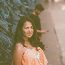 लाइमलाइट से दूर इंस्टा पर समय बिता रही हैं बिग बॉस- 9 फेम रोशेल रॉव