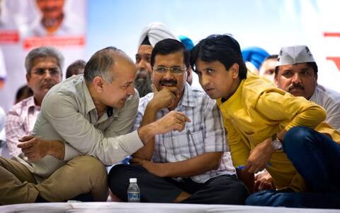 आम आदमी पार्टी के पांच साल पूरे, सबकी नजरें विश्वास पर आम आदमी पार्टी के पांच साल पूरे, सबकी नजरें विश्वास पर