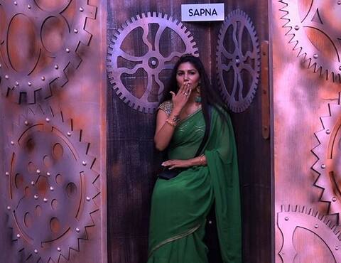 Bigg Boss 11: सलमान खान ने सपना से कहा- तुम बन सकती थी विजेता Bigg Boss 11: सलमान खान ने सपना से कहा- तुम बन सकती थी विजेता