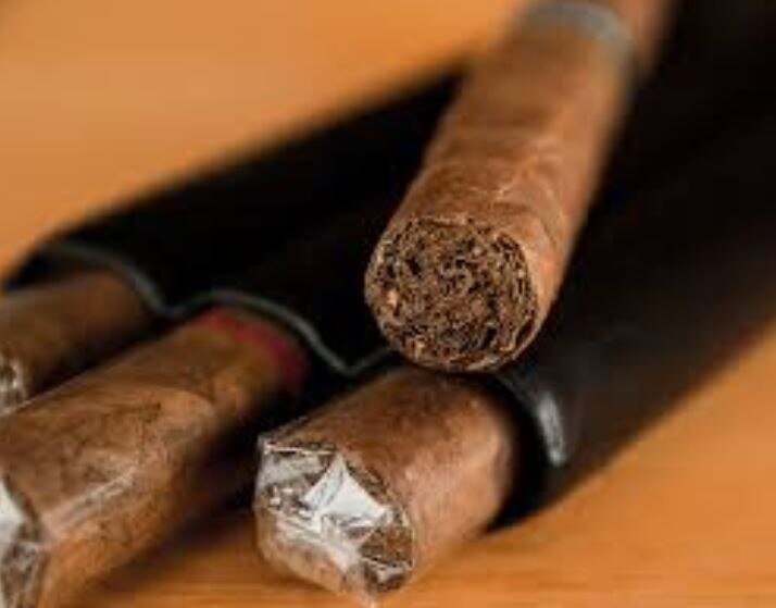 Things to Think About When Thinking About Cigars, health news in hindi सावधान, सिगार में होता है सिगरेट से ज्यादा निकोटिन