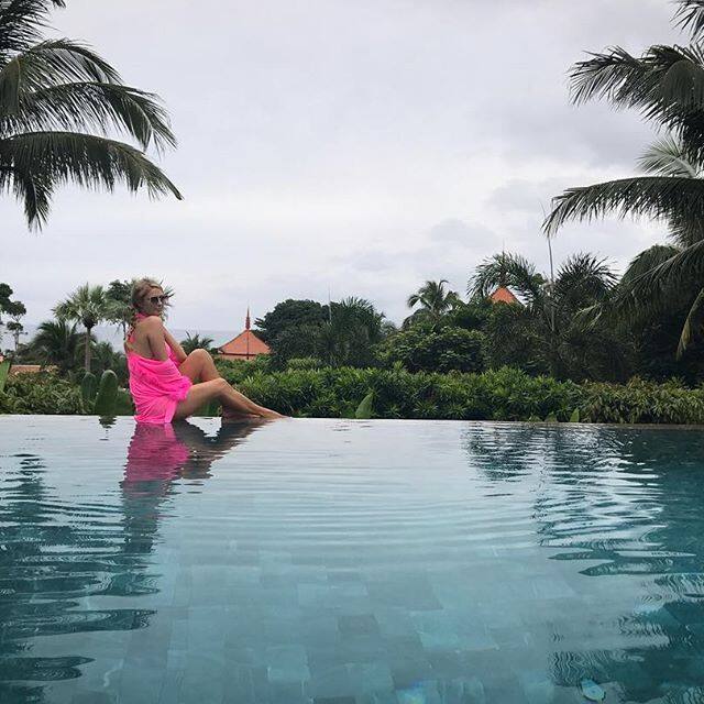 आग लगाती इन इंस्टा तस्वीरों में पेरिस ने अपनी हॉटनेस को एक नया मकाम दिया है.