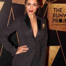 सिलसिलेवार तरीके से इंस्टा पर हो रही है मलाइका के हॉटनेस की बारिश