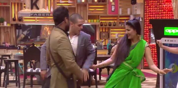 सपना ने यहां रेमो की ही फिल्म ‘A Flying Jatt’ के सुपरहिट गाने 'Beat Pe Booty' पर डांस किया. (Photo: Voot)