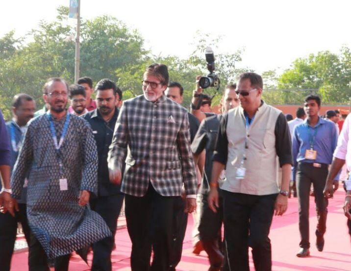 अमिताभ बच्चन IFFI क्लोजिंग सेरेमनी में अकेले पहुंचे .