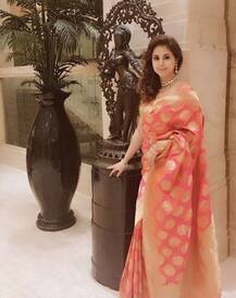 PICS: फिल्मों के ग्लैमर से परे कुछ यूं जिंदगी बिता रहीं हैं उर्मिला मातोंडकर