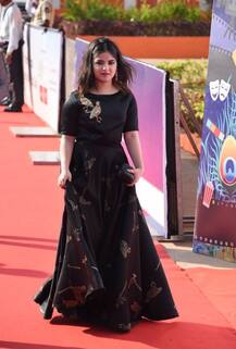 IFFI की क्लोज़िंग सेरेमनी में सितारों का लगा मेला, सलमान, अमिताभ, कैटरीना समेत कई हस्तियां हुईं शामिल