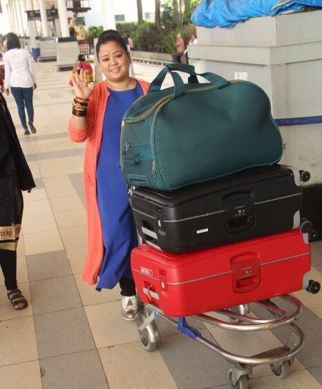 आपको बता दें कि भारती और हर्ष गोवा में शादी करेंगें जिसके लिए वो गुरुवार को ही गोवा के लिए निकल गए.